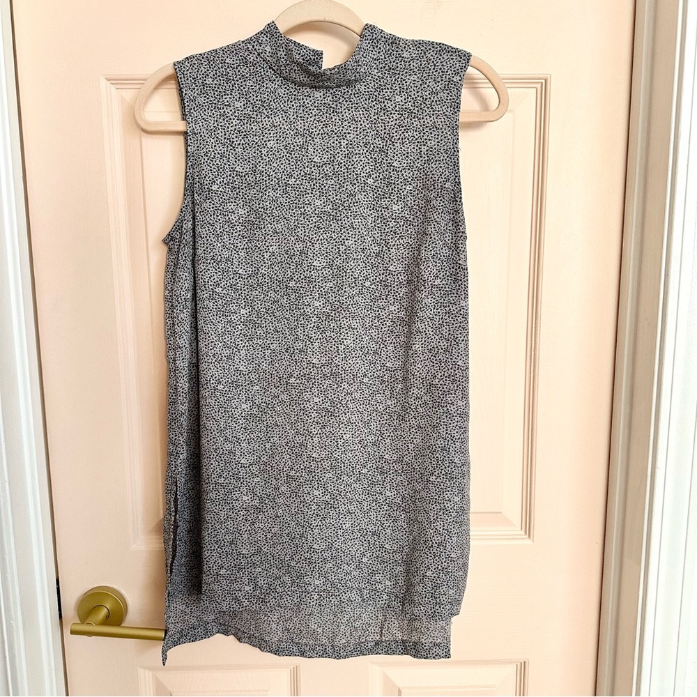 Grey lightweight prologue tank